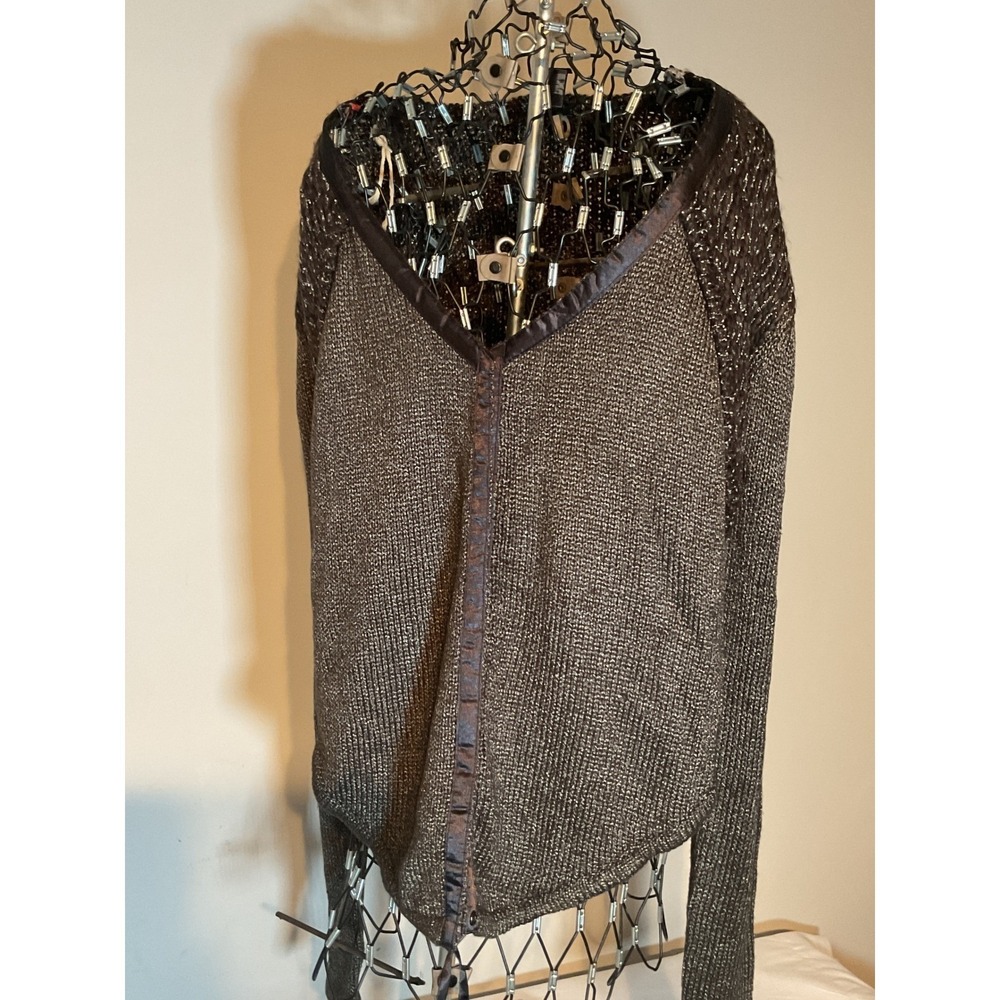 BKE Boutique Womens Metallic Knit V-Neck Sweater Brown High Low Hem Medium